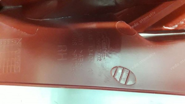 Ford Fiesta 08/12 Sağ Stop Lambası 8A61-13404-AB YS YP (BA-120-DG-DH-130-EG-130)