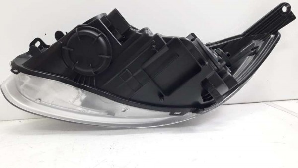 Ford Focus 3 Sağ Far (İçi Beyaz Motorlu) BM51-13W029-NB YS YP (BA-120-EE-130)