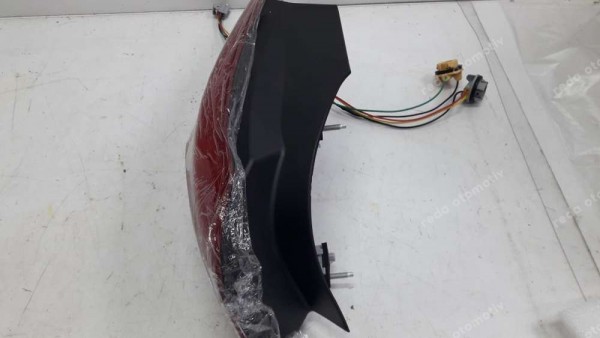 Ford Focus 2015 / Arka Stop Dış Sol F1EB-13405-AD YS YP (BA-120-İBC-130)