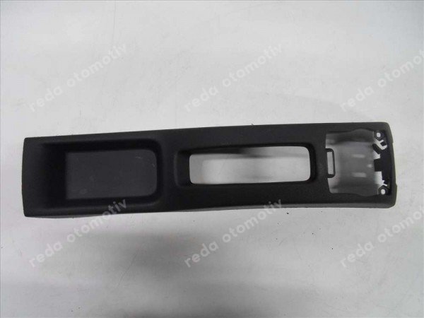 Dacia Logan Sandero El Fren Vites Konsolu 363151732R YP (KC-130)