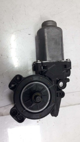 Hyundai Accent Blue Sağ Ön Sol Arka Silecek Motoru 82460-0U000 CP (DG-124)