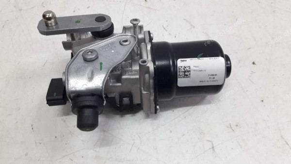 Hyundai İ20 Ön Cam Silecek Motoru 98110-Q000 SP YP (DG-124)