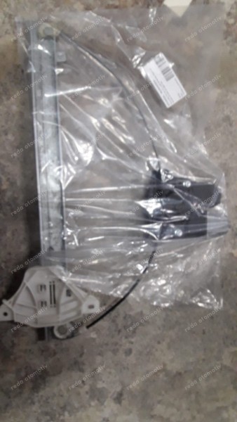 Hyundai İ10 Sol Ön Cam Krikosu Motorlu 84250-K7010 CP (DE-110)