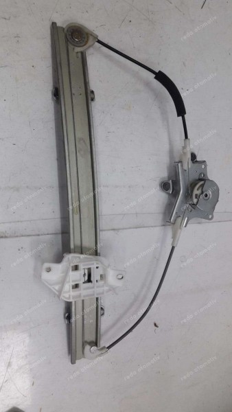 Hyundai Accent Sağ Ön Cam Krikosu Elektrikli (üçgen) 82404-22010 YP (DE-110)