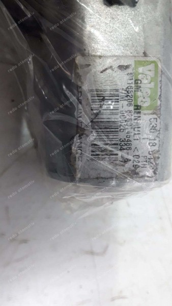 Renault Trafic2 Opel Vivaro Arka Cam Silecek Motoru 8200146486 HP CP (DG-125)