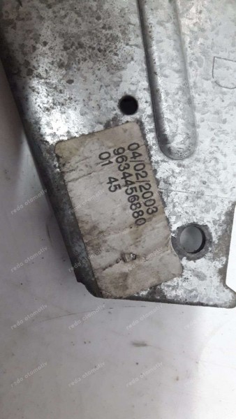 Peugeot 307 Sağ Ön Kapı Cam Krikosu Yay Yürütme Parçası 9634456880 CP (EF-121)