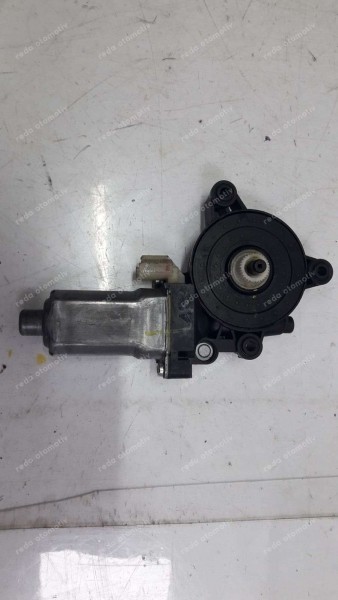 Hyundai İ20 Sol Ön Cam Motoru 82450-C7000 CP (EF-122)