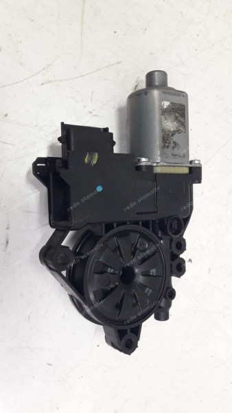 Hyundai İ30 Sağ Ön Cam Motoru 82460-2L010 CP (EF-122)