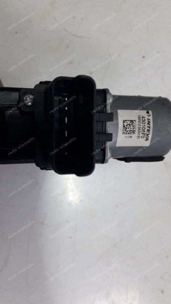 Renault Megane4 Sol Ön Cam Krikosu Motoru 807215959R CP (EF-124)