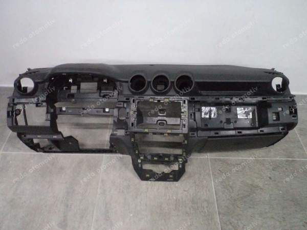 Dacia Duster Torpido Göğüs Orjinal 681000897R 278658823R CP HP (AC-130)