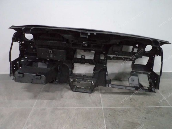 Dacia Duster Torpido Göğüs Orjinal 681000897R 278658823R CP HP (AC-130)