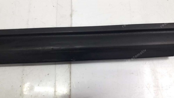 Renault Clio5 Sağ Arka Kapı Bandı Çıtası 828760808 CP (JD-120)