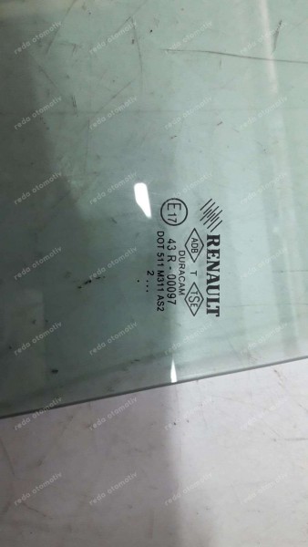 Renault Megane2 Sağ Arka Kelebek Camı 8200492813 YP (LB-110)