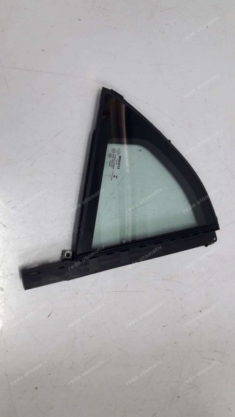 Renault Megane 4 Sağ Arka Kelebek Camı Orj 822209285R YP (LB-110/ Gİ-120)