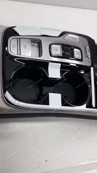 Hyundai Tucson Orta Konsol Komple (dolu) 84631-N7111 846B1-N7080 SP YP (KB-120)