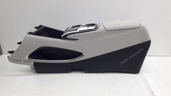 Hyundai Tucson Orta Konsol Komple (dolu) 84631-N7111 846B1-N7080 SP YP (KB-120)