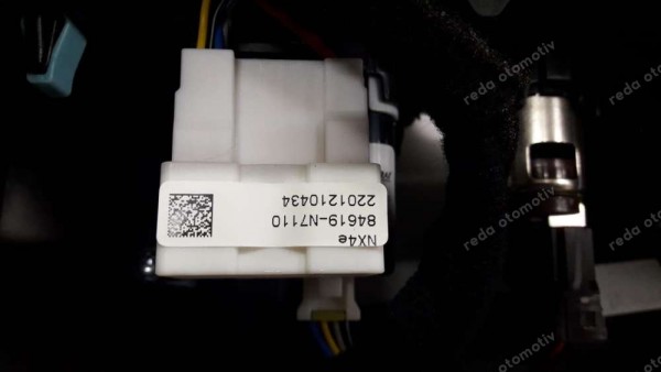 Hyundai Tucson Orta Konsol Komple (dolu) 84631-N7111 846B1-N7080 SP YP (KB-120)