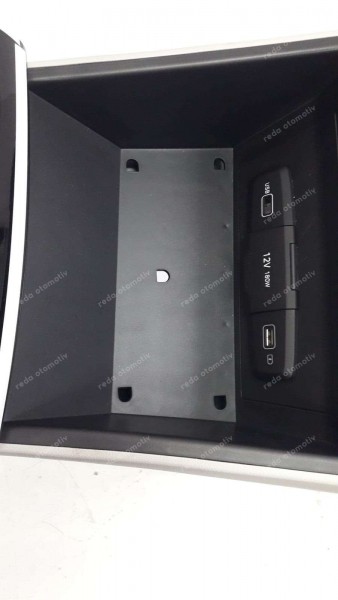 Hyundai Tucson Orta Konsol Komple (dolu) 84631-N7111 846B1-N7080 SP YP (KB-120)