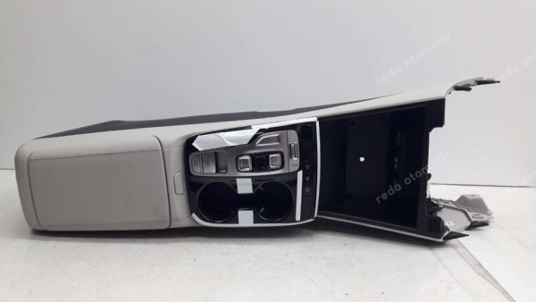 Hyundai Tucson Orta Konsol Komple (dolu) 84631-N7111 846B1-N7080 SP YP (KB-120)