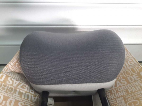 RENAULT TRAFİC2 KOLTUK BAŞLIĞI  KUMAŞ/DERİ YP 7701071256