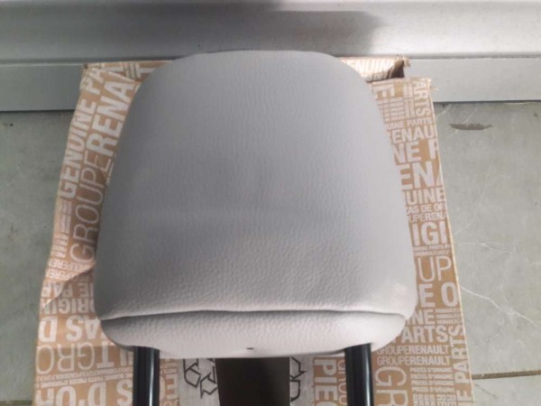 RENAULT TRAFİC2 KOLTUK BAŞLIĞI  KUMAŞ/DERİ YP 7701071256