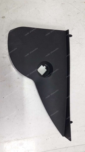 Renault Megane3 Torpido Sağ Yan Kapak 689201533R YP (DA-110)