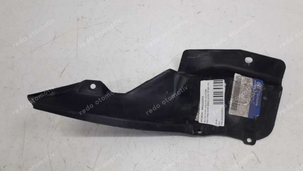 Hyundai Accent Sağ Arka Çamurluk Davlumbazı 95/00 86822-22300 YP (DA-110)