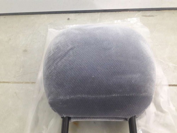 RENAULT MEGANE CLASİC ARKA KOLTUK BAŞLIĞI YP (7701708809)