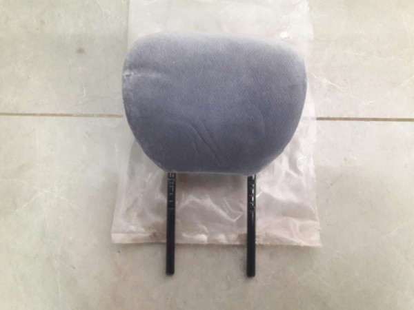 RENAULT MEGANE CLASİC ARKA KOLTUK BAŞLIĞI YP (7701708809)