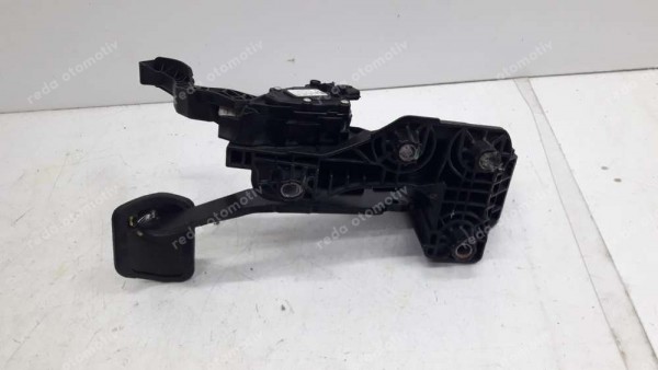 Renault Clio 5 Gaz Ve Fren Pedalı 465017806R 180108467R CP (AC-110)