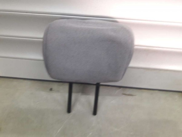 RENAULT CLİO2 ARKA KOLTUK BAŞLIĞI CP 7701054713