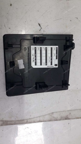 Renault Clio5 Sigorta Kapağı İç 2208029X CP (DA-110)