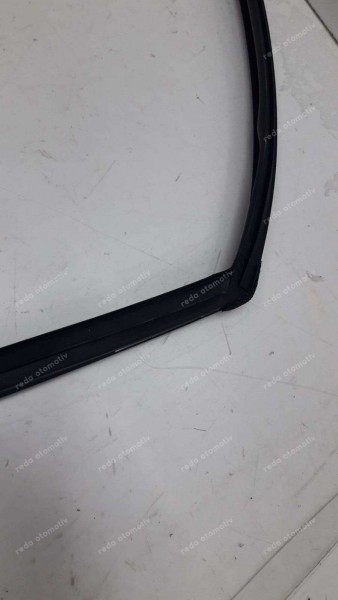 Hyundai Bayon Sol Ön Kapı Cam Fitili SP YP (JE-120)