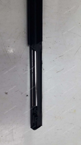 Hyundai İ20 Sol Kapı Ön Kapı Dış Sıyırıcı Fitil  82210-Q0010 SP YP (JD-120)