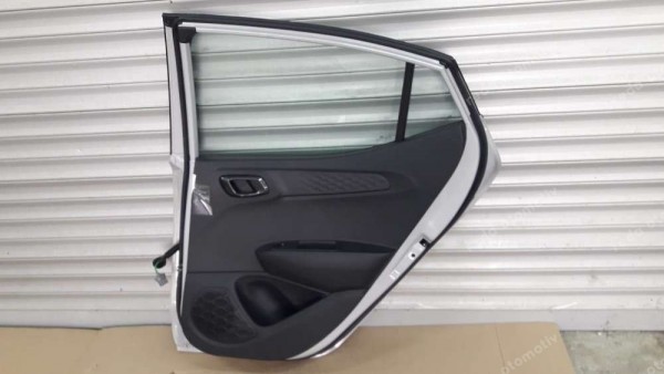 Hyundai İ10 Sağ Arka Kapı 77004-K7000 SP YP (İC-110)