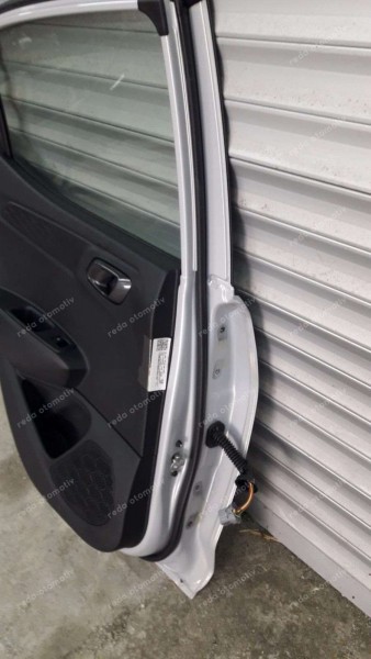 Hyundai İ10 Sol Arka Kapı 77003-K7000 SP YP (İB-110)