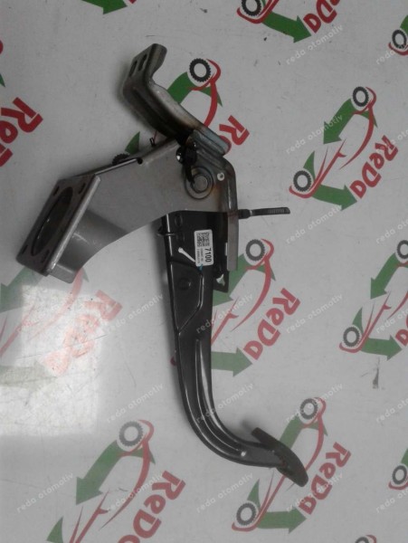 Hyundai İ10 Fren Pedalı Orj.  32800-K7100 SP YP (AC-110)