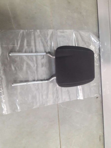 FORD FOCUS3 ÖN KOLTUK BAŞLIĞI CP