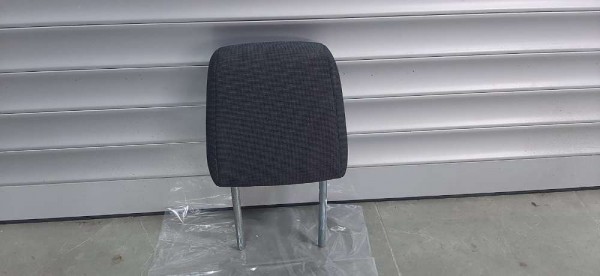 FORD FİESTA ÖN KOLTUK BAŞLIĞI CP