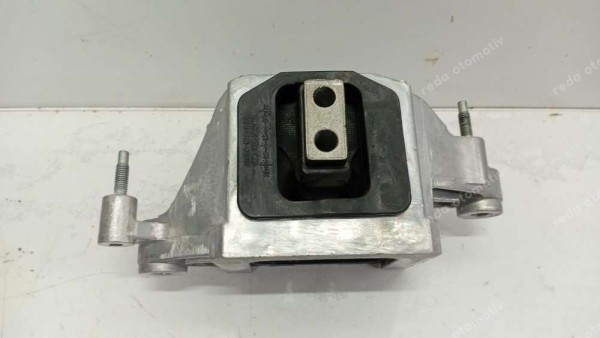 Hyundai Tucson Motor Destek Braketi Orj. 21824N9500 SP YP (AA-127)