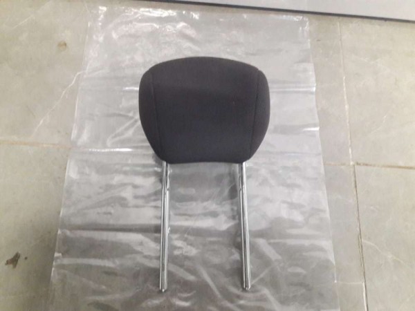 FORD FOCUS 1ARKA ORTA KOLTUK BAŞLIĞI CP