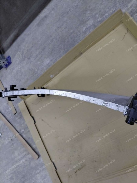 Renault Trafic 3 Motor Su Radyatörü 214104966R CP HP (HD-120-140)