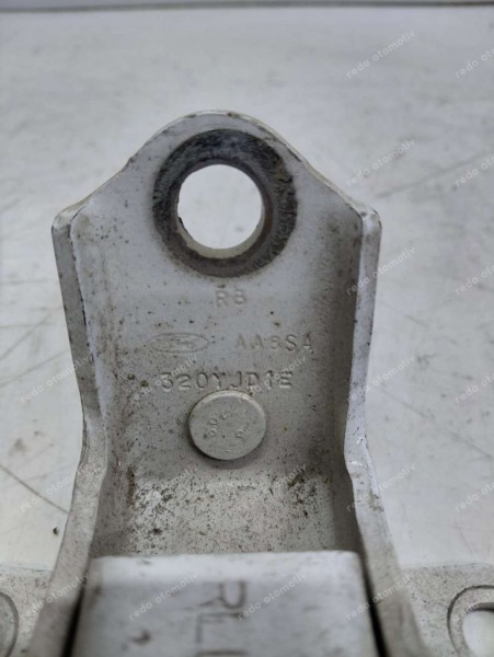 Ford Fiesta Sol Arka Kapı Alt Menteşesi Orj. 8A6AA26811C CP (HB-121)