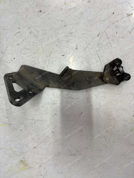 Renault Master 2 Sağ Yan Sürgülü Kapı Menteşesi Makarası 8200080754 CP (HB-124)