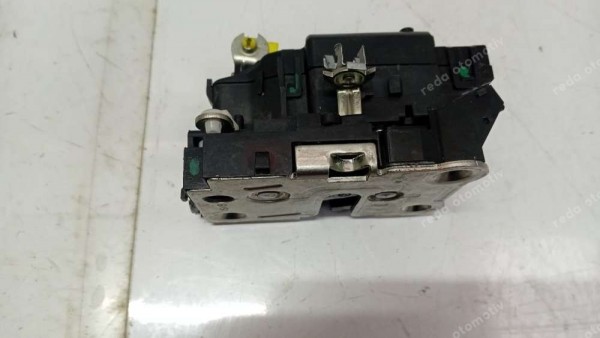 Renault Kangoo Sağ Ön Kapı Kilidi 8200727504 YP (EE-122)