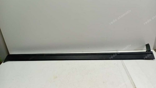 Hyundai Tucson Sağ Marşpiyel Kaplaması Orj. 87752N7000 SP YP (İI-120)