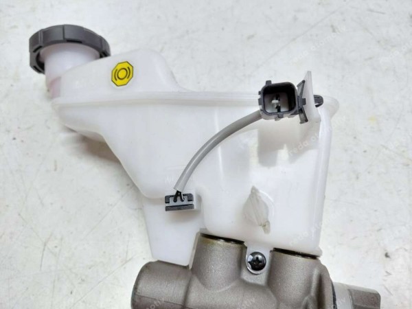 Hyundai Tucson Fren Ana Slindiri / Hidrolik Deposu N9585-61100 SP YP (AA-127)