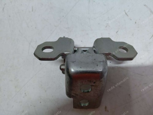 Renault Clio Captur Sol Arka Üst Kapı Menteşesi 804010016R (HB-1211)