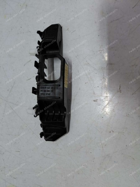 Hyundai Tucson Ön Tampon Braketi Sağ 86554-N7500 SP YP (BA-110)