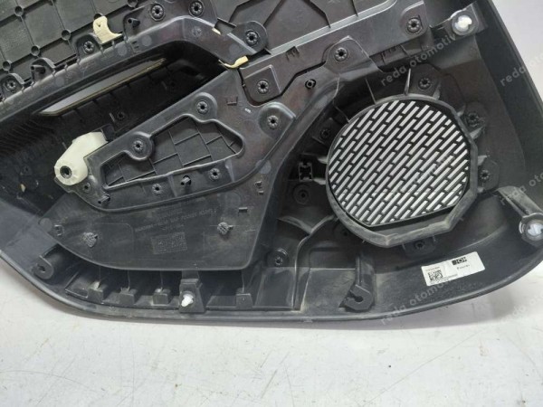 Renault Clio 5 Sağ Arka Kapı Döşemesi 829A04039R CP (FE-120)